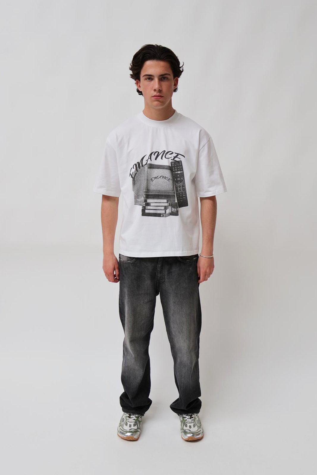 TV T-SHIRT
