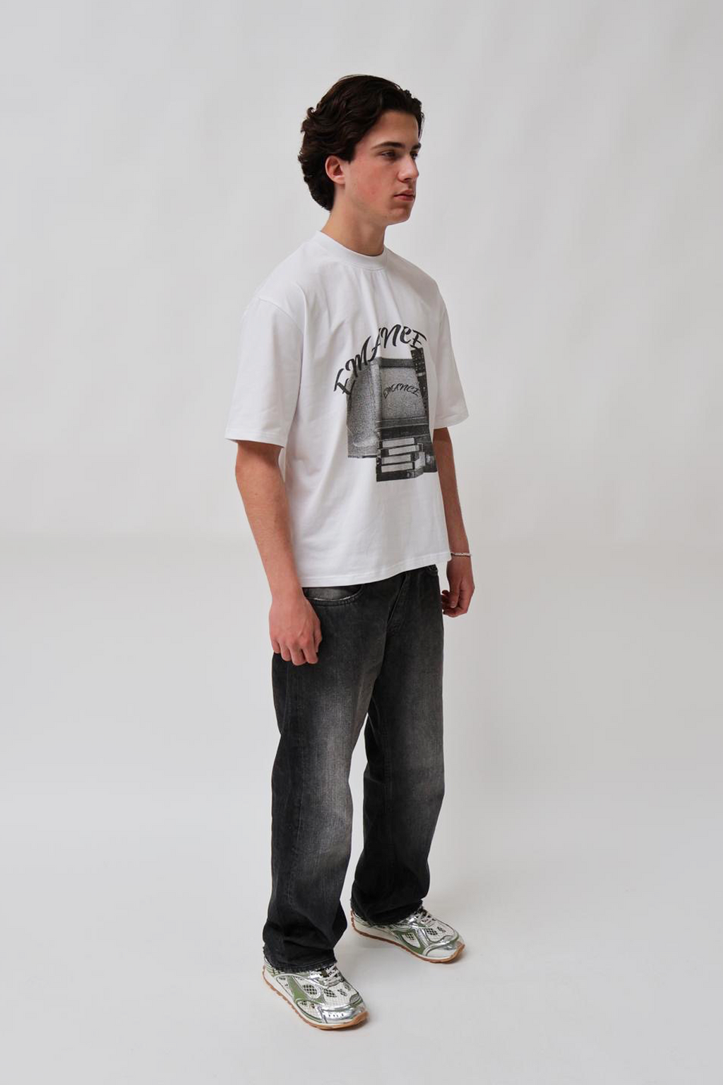 TV T-SHIRT