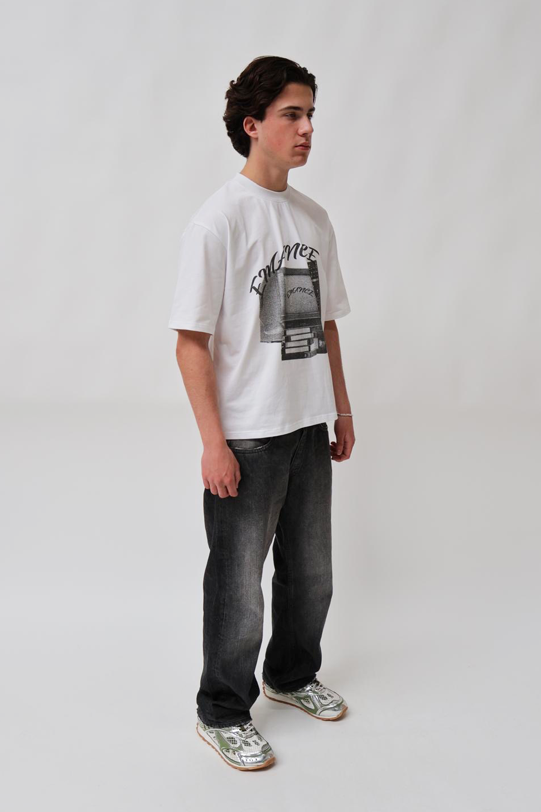 TV T-SHIRT